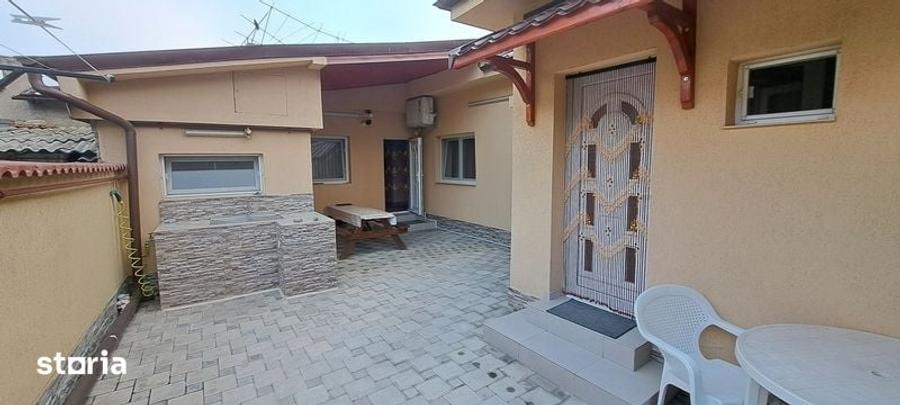 Apartament cu 4 camere în Faleza Nord