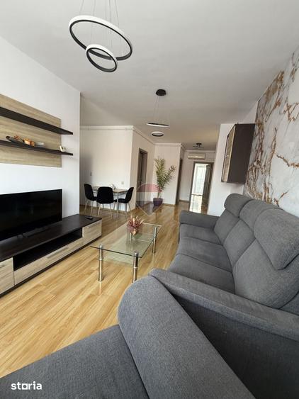 Apartament cu 3 camere semidecomandat în Gruia