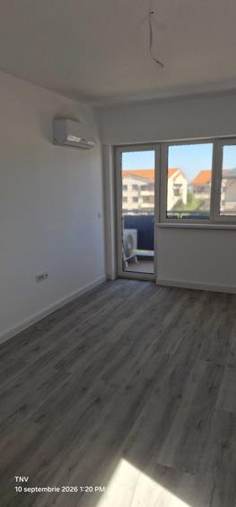 Apartament cu 2 camere decomandat în Galata