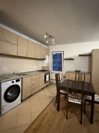 Apartament cu 2 camere decomandat în Florești