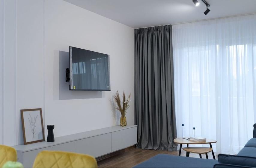 Apartament cu 2 camere decomandat în Central
