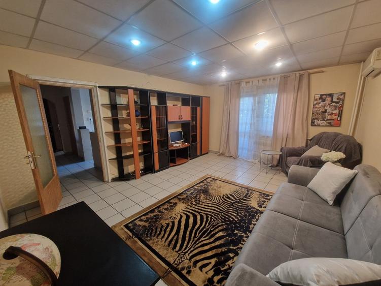 Apartament cu 2 camere decomandat în 13 Septembrie