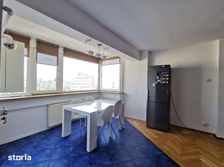 Apartament cu 3 camere decomandat, mobilat în Central