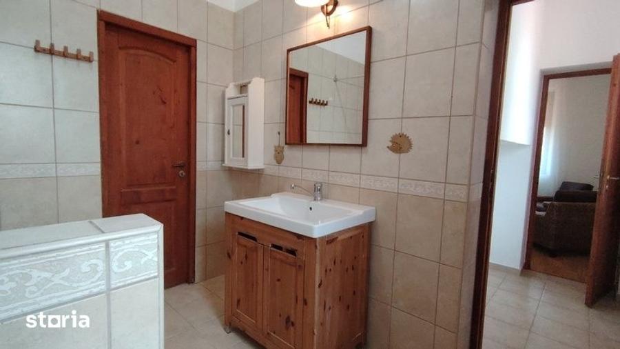 Apartament cu 5 camere decomandat în Iancului