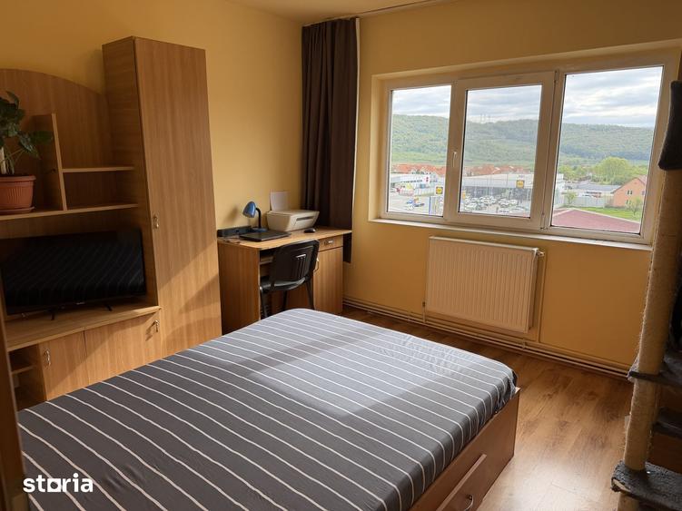 Apartament cu 2 camere decomandat în Central
