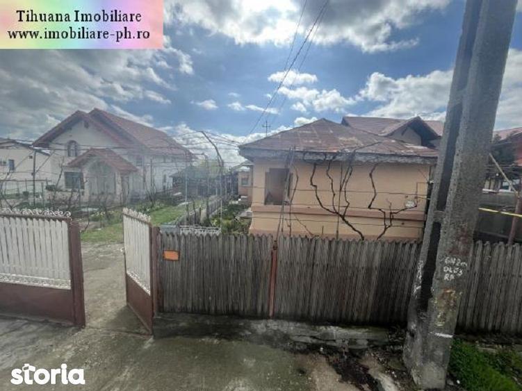 Casă cu 5 camere cu Teren 800 Mp în Păulești