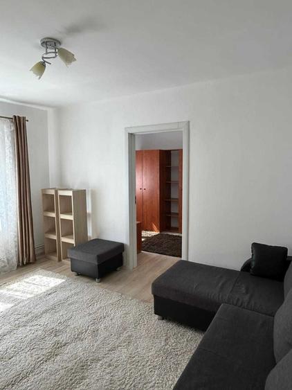Apartament cu 2 camere nedecomandat în Vasile Aaron