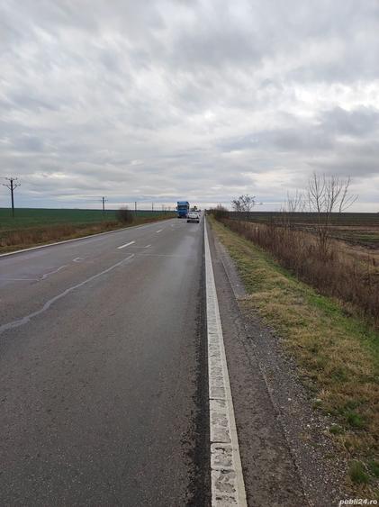 Teren de 12000 mp, în Văceni