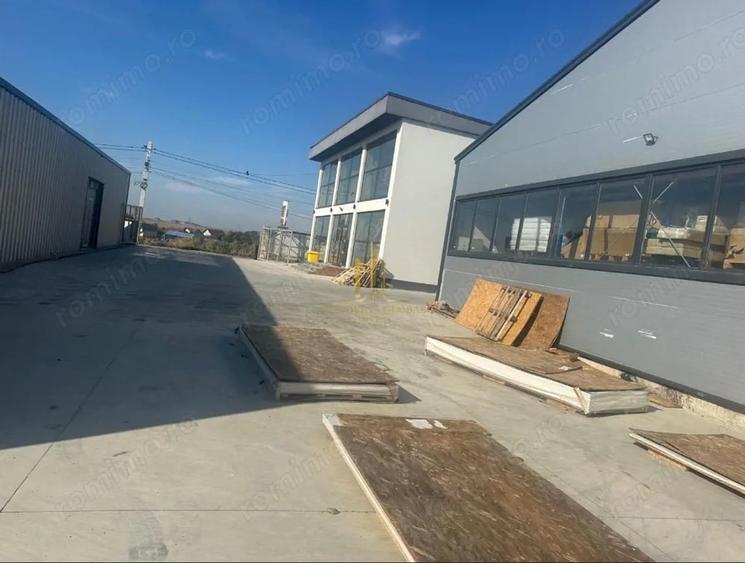 Spațiu comercial, de 270 mp, în Plopeni