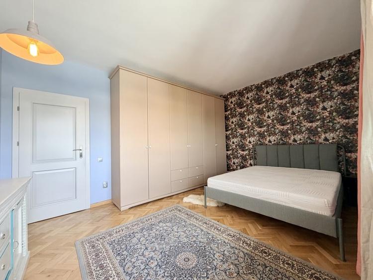 Inchiriere Apartament 3 camere, 117 mp, strada Paris, zona centrala - 16