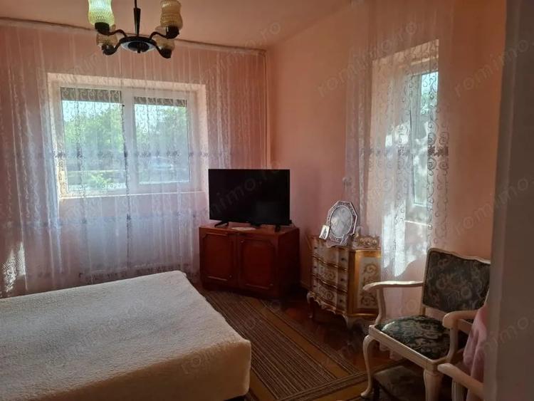 Casă cu 5 camere cu Teren 812 Mp în Central