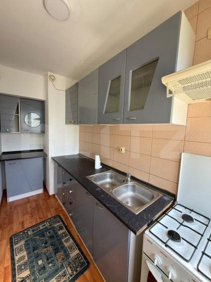 Apartament cu 3 camere decomandat în 9 Mai