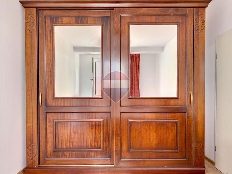 Apartament cu 2 camere semidecomandat, mobilat în Dumbrăvița