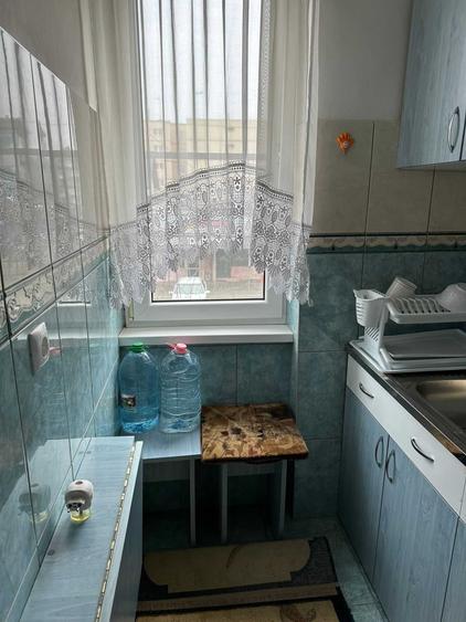 Garsonieră decomandată în Central