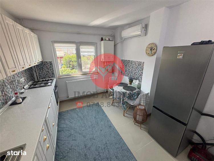 Apartament cu 2 camere decomandat în Faleză