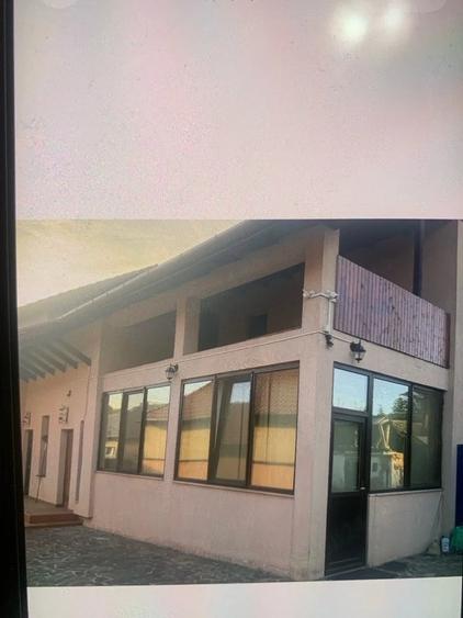 Casă cu Teren 600 Mp în Central