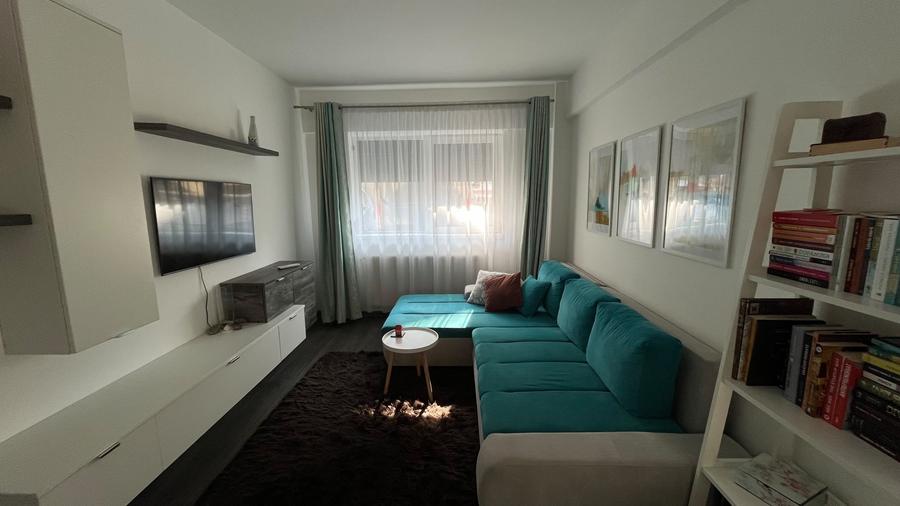 Apartament cu 2 camere decomandat în Galata