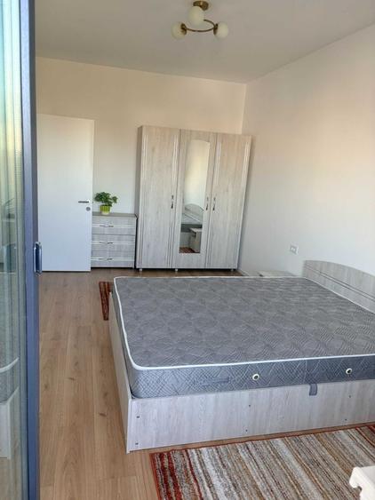 Apartament cu 2 camere decomandat, mobilat în Păcii