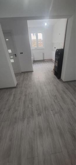 Apartament cu 3 camere decomandat în Gălăuțaș