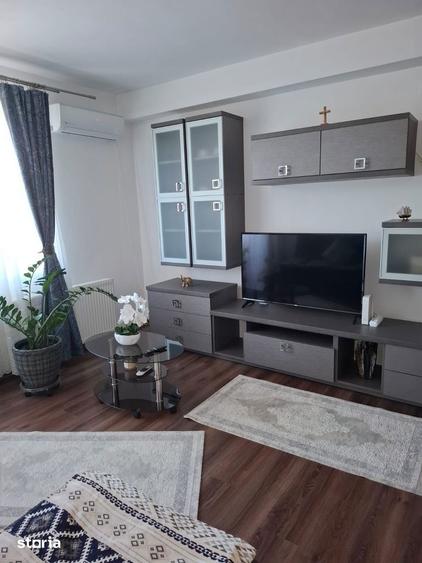 Apartament cu 3 camere, mobilat în Central