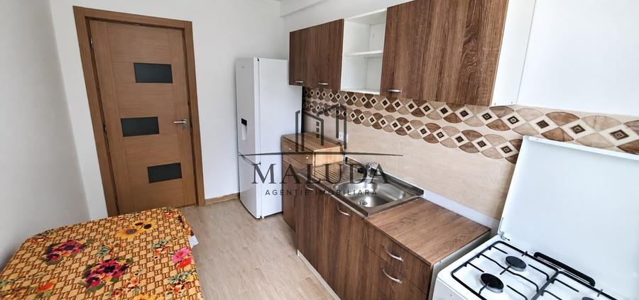 Apartament cu 2 camere decomandat, mobilat în Trivale