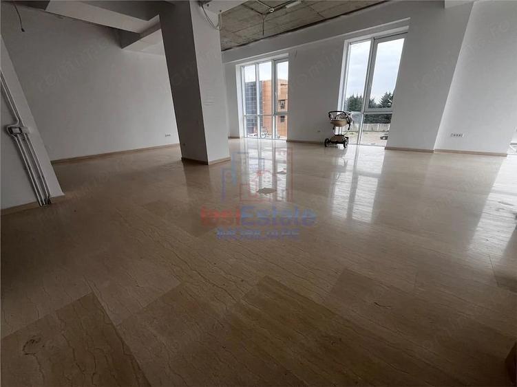 Spațiu comercial, de 108 mp, în Filiași