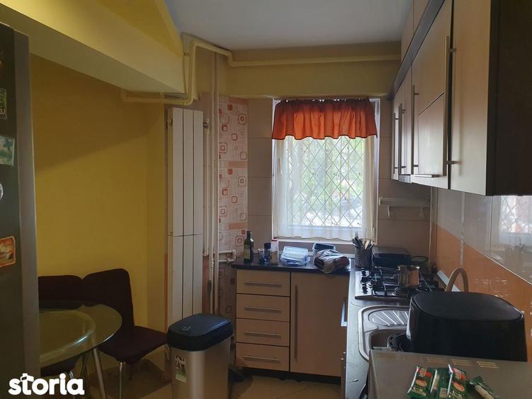 Apartament cu 4 camere semidecomandat, mobilat în Tudor Vladimirescu