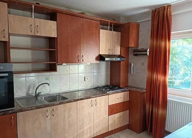 Apartament cu 2 camere decomandat în Răcădău