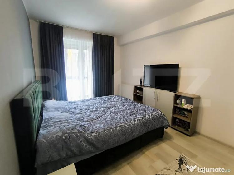 Apartament cu 5 camere decomandat în Avantgarden