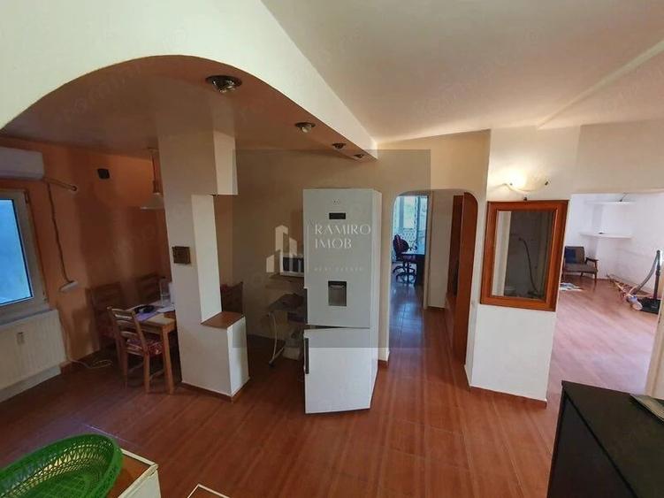 Apartament cu 4 camere decomandat în Pantelimon
