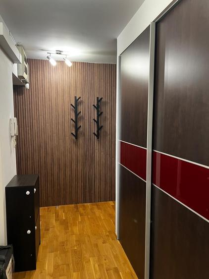 Apartament cu 3 camere în Băneasa