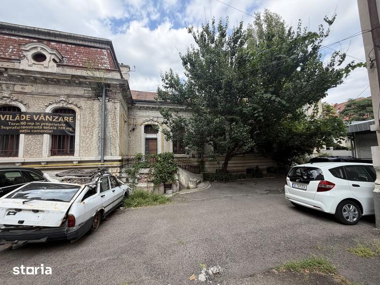 Casă semidecomandat cu Teren 387 Mp în Dorobanți