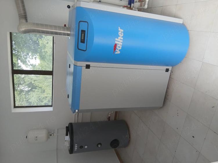 Casă cu 4 camere cu Teren 1000 Mp în Livadia