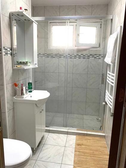 Apartament cu 2 camere semidecomandat în Tătărași