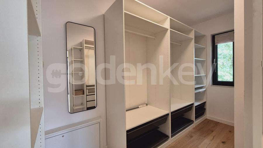 Casă individuală cu 5 camere cu Canalizare în Corbeanca