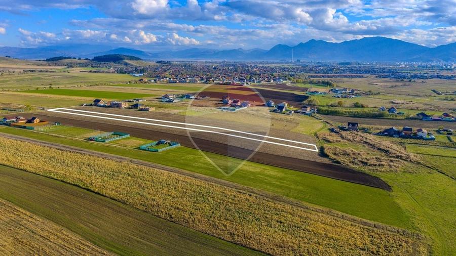 Teren Construcții intravilan de 8900 mp, în Sânpetru