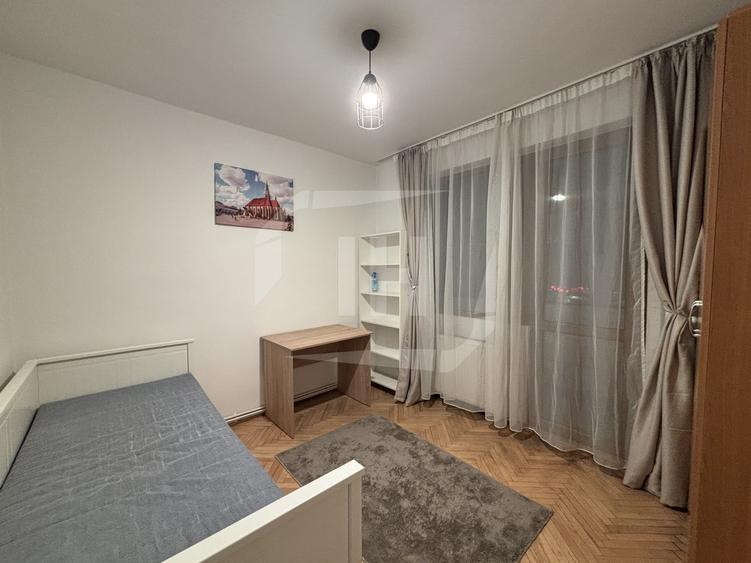 Apartament cu 3 camere decomandat, mobilat în Central