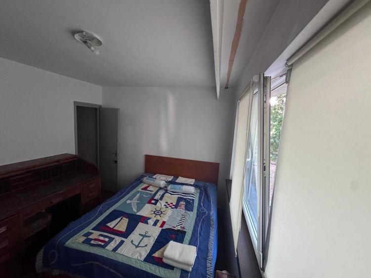 Apartament cu 4 camere decomandat în Grigorescu