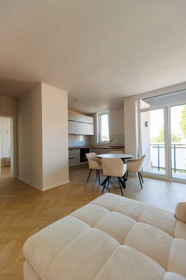 Apartament cu 3 camere decomandat în Nord
