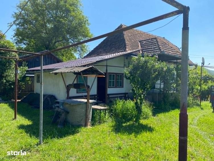 Casă cu 2 camere în Ghindari