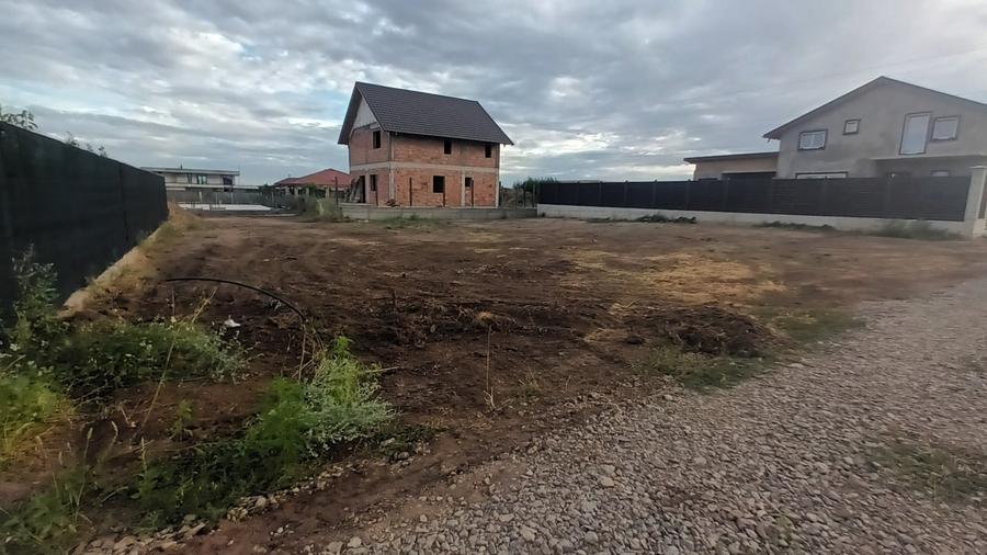 Teren Construcții extravilan de 567 mp, în Vânători