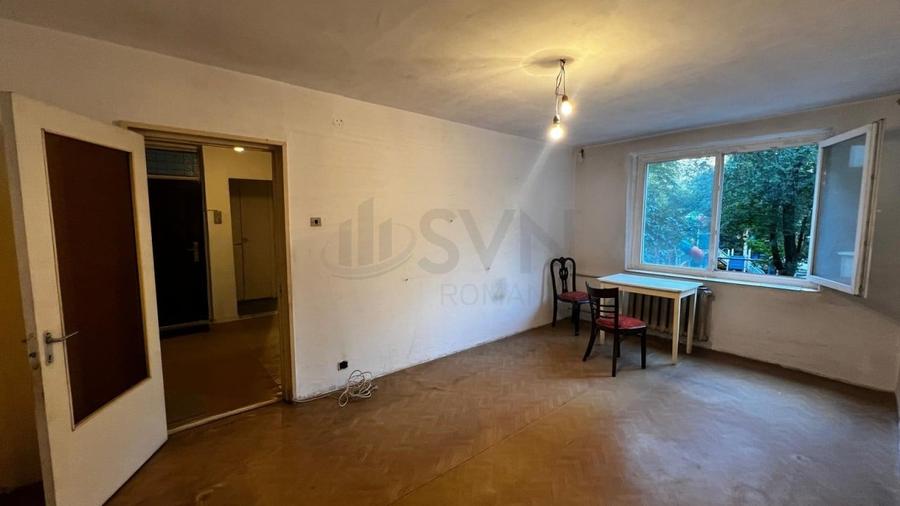 Apartament cu 3 camere decomandat în Vatra Luminoasă