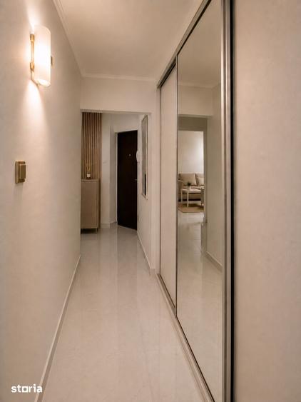 Apartament cu 3 camere decomandat în Titan