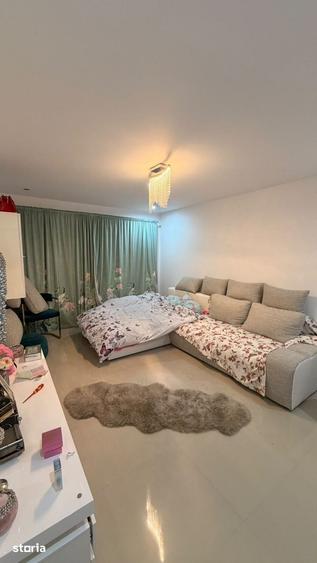 Apartament cu 2 camere decomandat în C5
