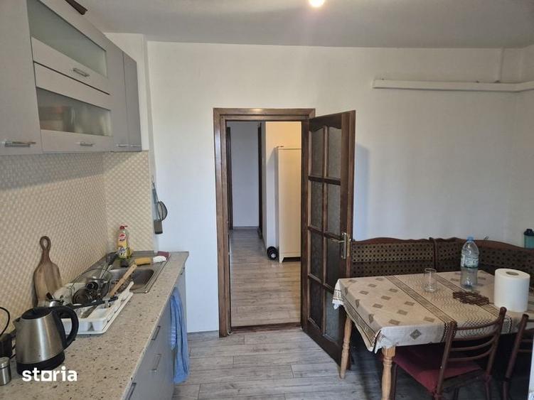 Apartament cu 3 camere decomandat în Gării