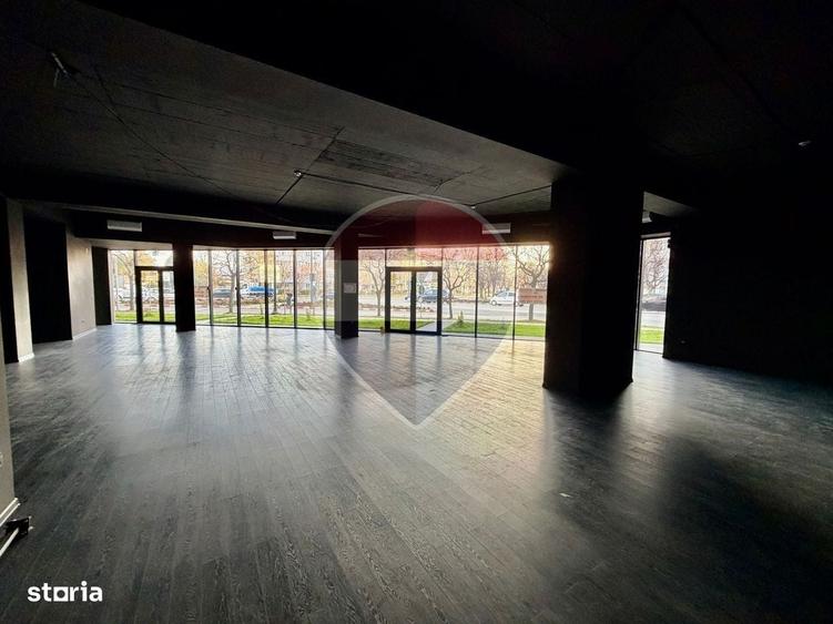 Spațiu comercial, de 270 mp, în Nord
