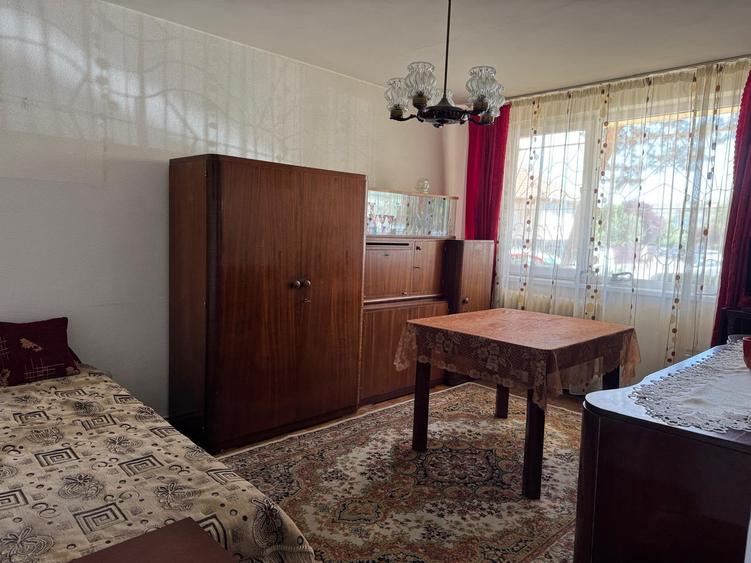 Apartament cu 3 camere decomandat, mobilat în Grigorescu