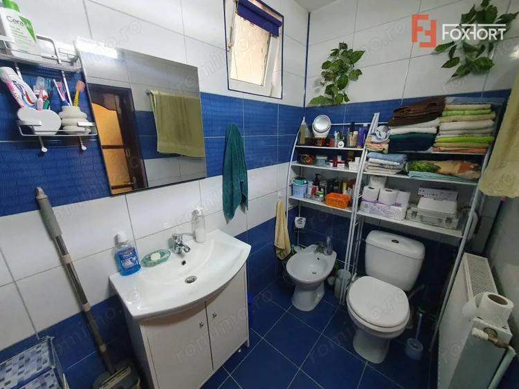 Apartament cu 2 camere decomandat, mobilat în Sinaia