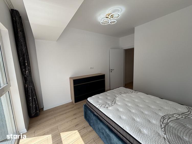 Apartament cu 3 camere decomandat în Colentina