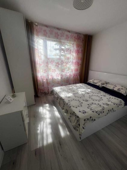 Apartament cu 2 camere semidecomandat în Sârbi